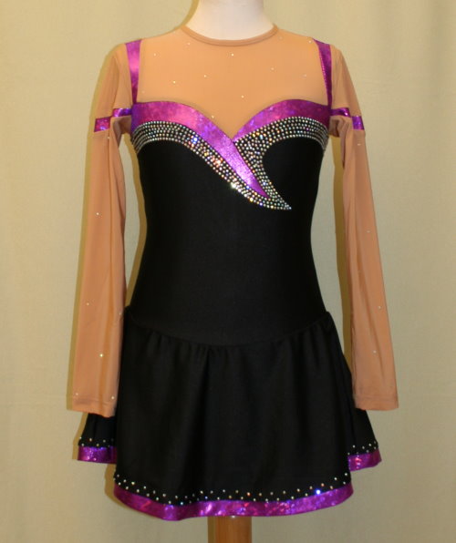 k152.schwarz-lila.k_rkleid_f_r_eiskunstlauf.v.500_1.jpg